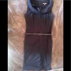 Adrienne Vittadini black business dress size 4 stretchy